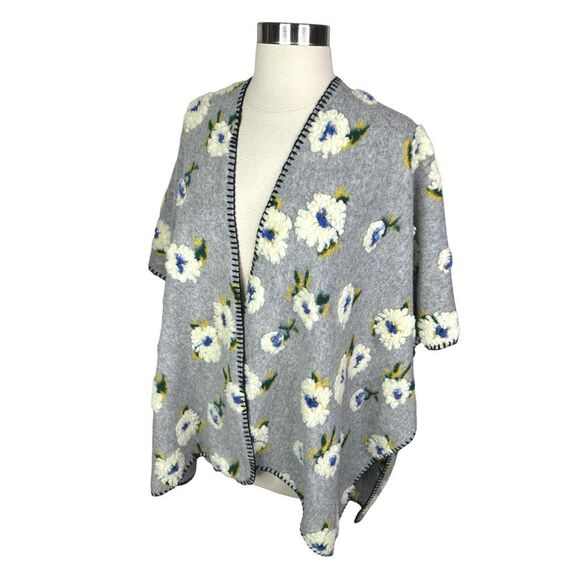 Fadivo Gray Floral 3D Raised Texture Poncho - One Size - Picture 4 of 7